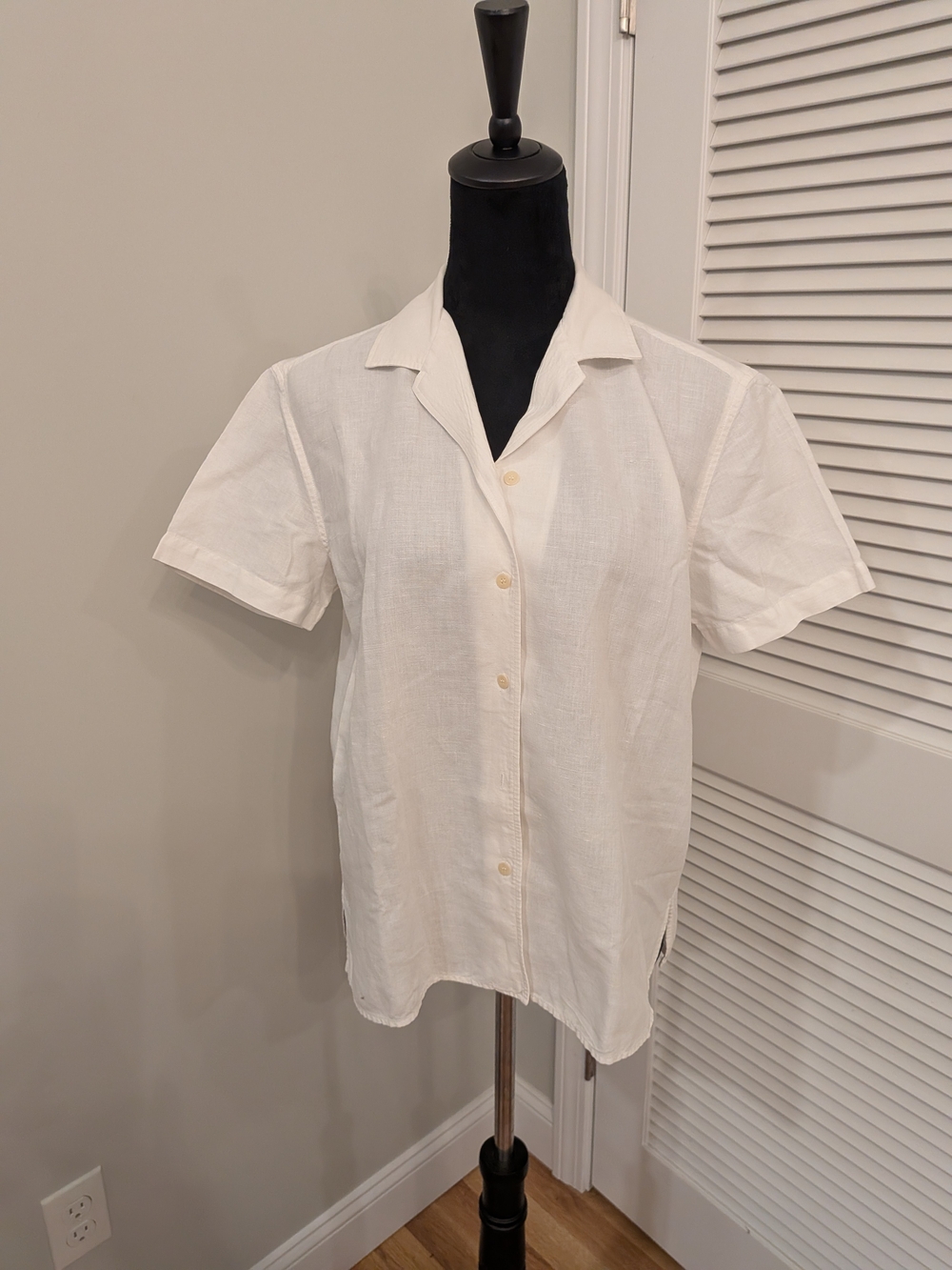 B#1: Jones NY White Women's Button-Front Short Sleeve Shirt Size S New No Tag